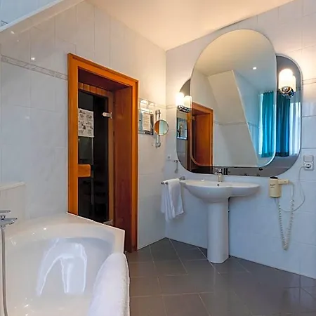 Ξενοδοχείο Wittekindsquelle 3*