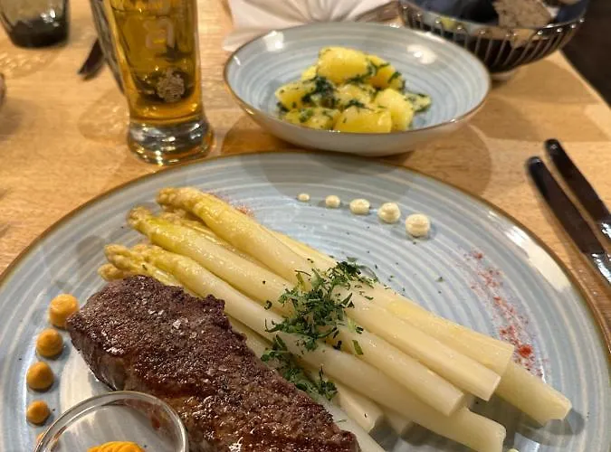 Wittekindsquelle 酒店 3*